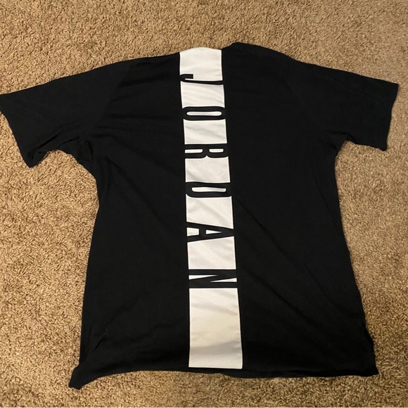 Jordan Men's Black Short Sleeve Tee - Picture 3 of 4